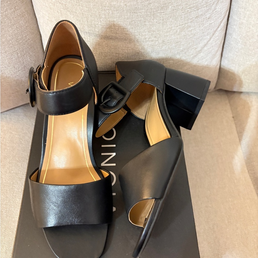 Vionic Black Women's Block Heel Sandals